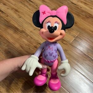 Vintage Disney Make Me Pretty Poseable Minnie Mouse Pink Ballerina Doll 1989 Toy